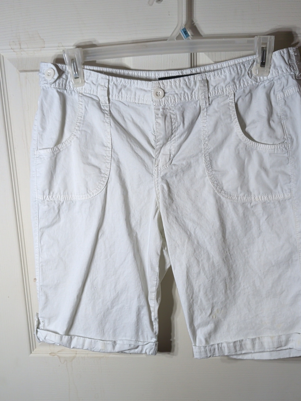 Calvin Klein Jeans White Cotton Shorts with Front Button
